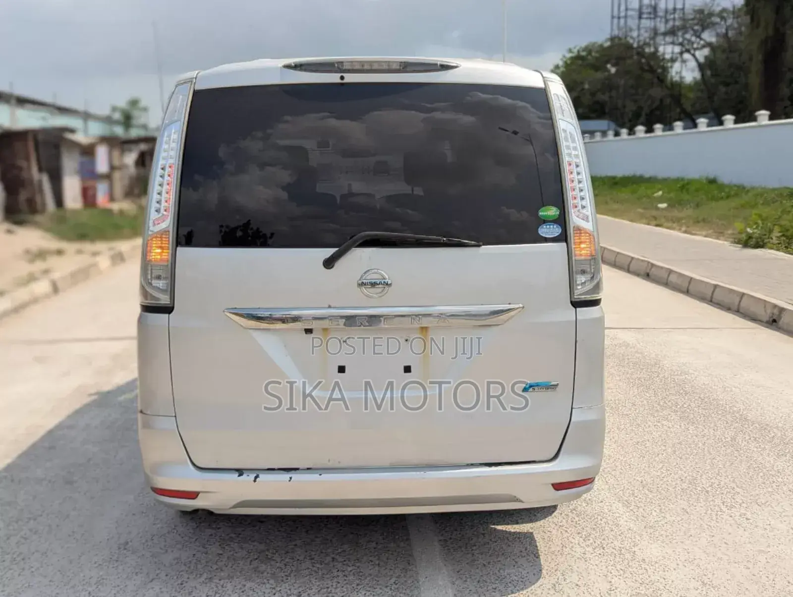 Nissan Serena 2008 Silver