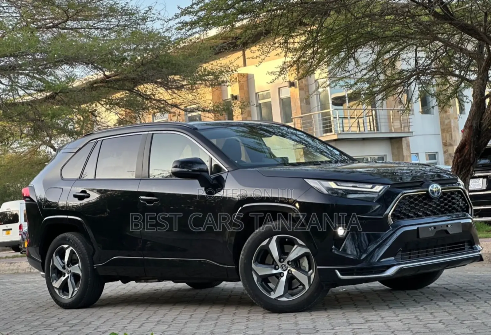 Toyota RAV4 Plug-In Hybrid 2025 Black