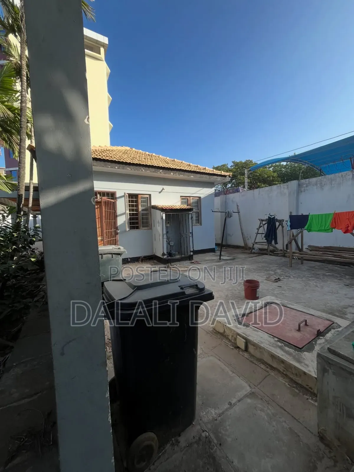 4bdrm Bungalow in Ada Estate for rent