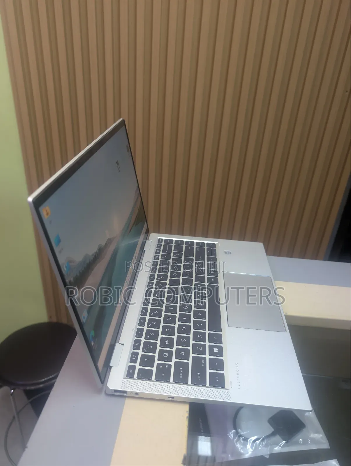 Laptop HP EliteBook x360 1040 G7 16GB Intel Core i7 SSD 512GB