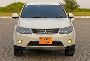 Mitsubishi Outlander 2006 White