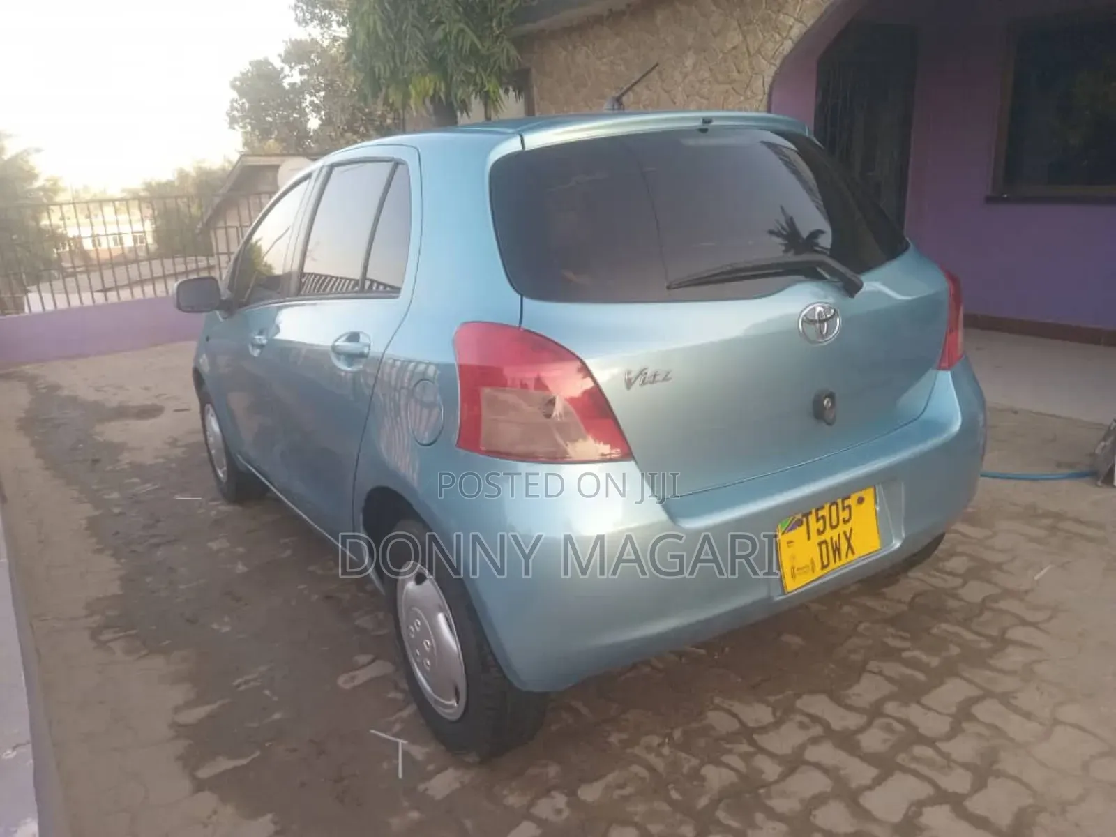 Toyota Vitz 2006 Blue