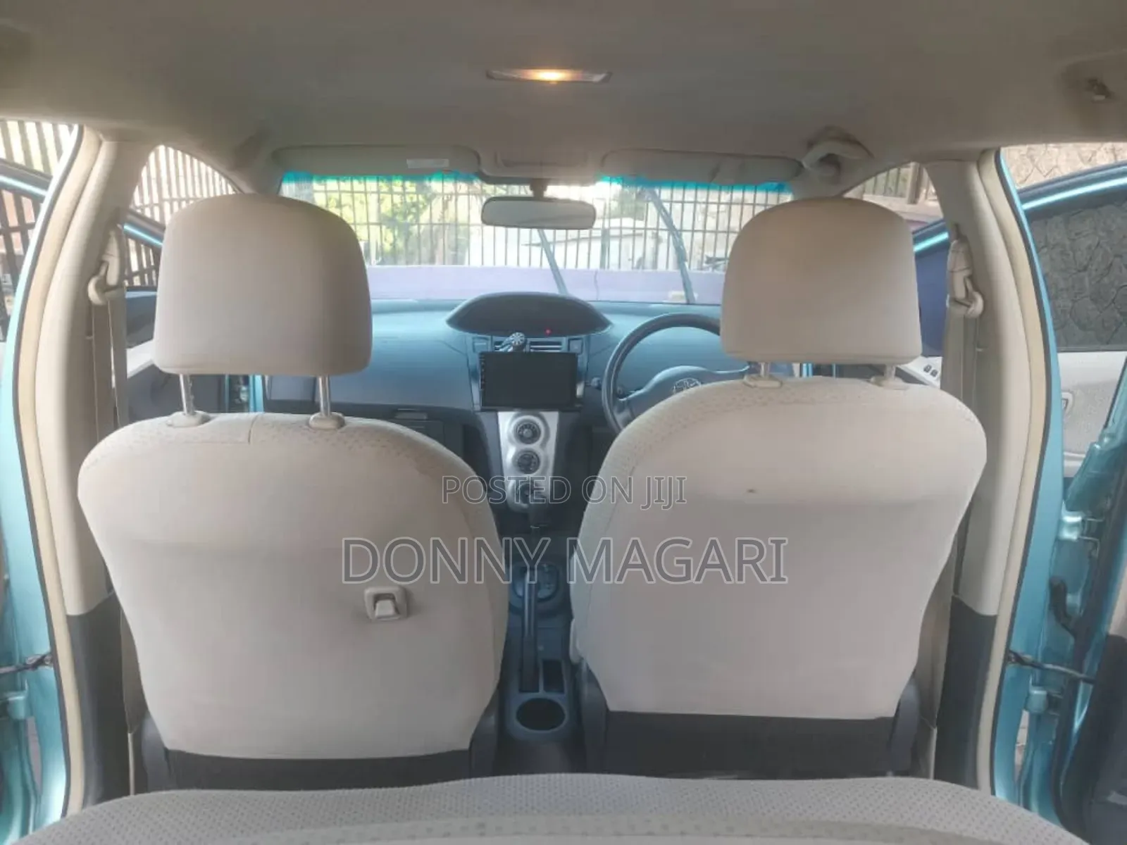Toyota Vitz 2006 Blue