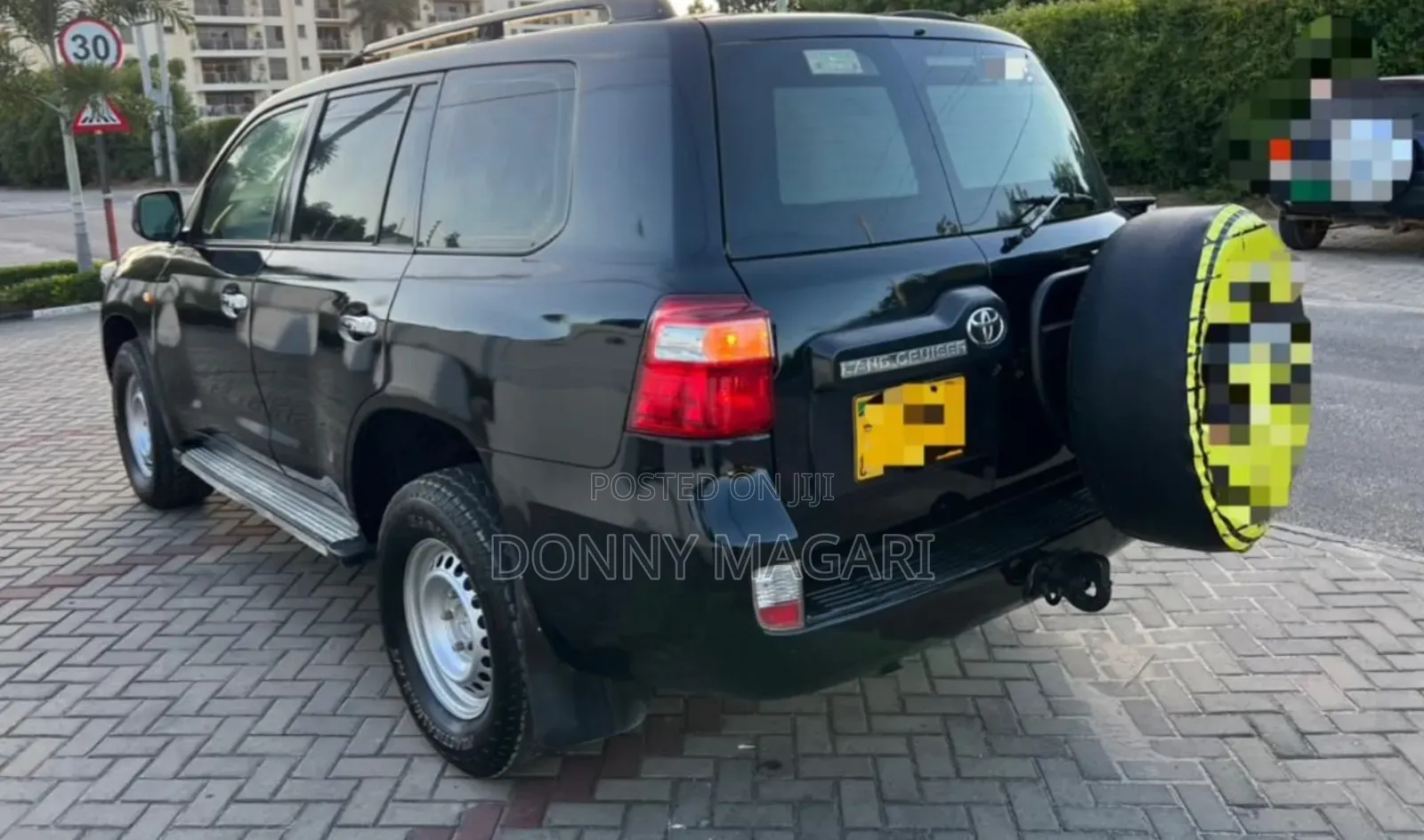 Toyota Land Cruiser 2013 Black