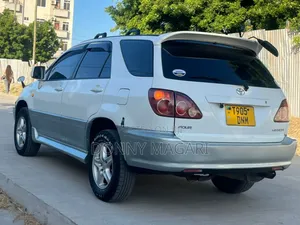Toyota Harrier 2.4 2004 Silver