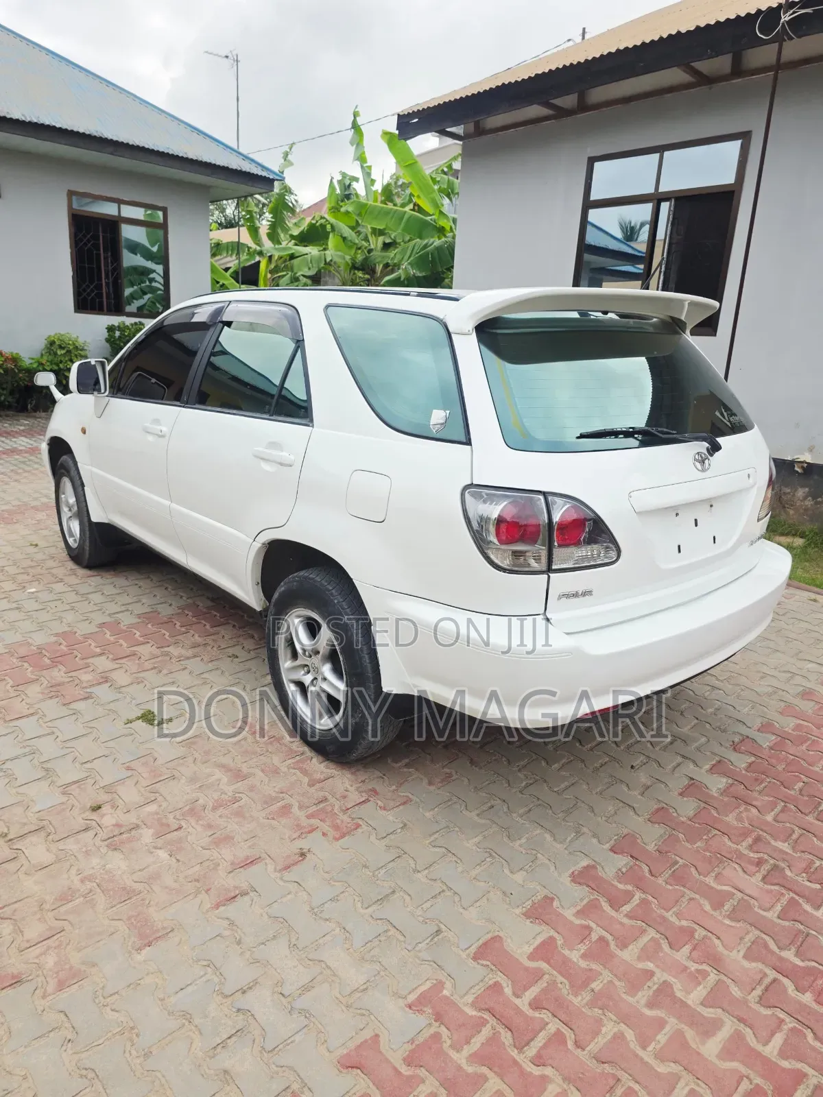 Toyota Harrier 2003 White