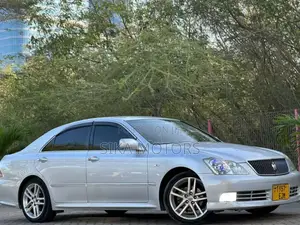 Toyota Crown Royale 2005 Silver