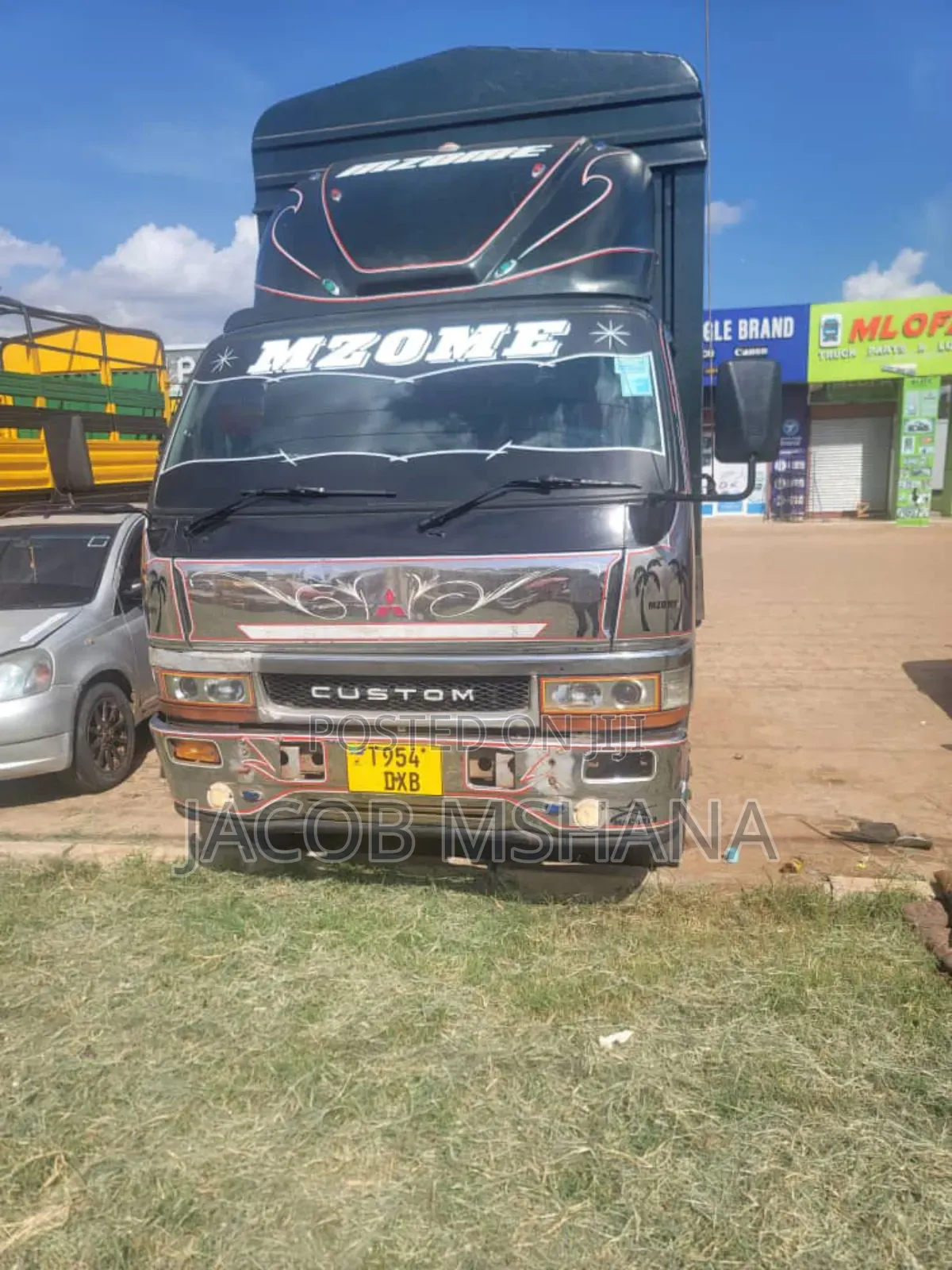Mitsubishi Fuso Canter Engine 35 1998 Black