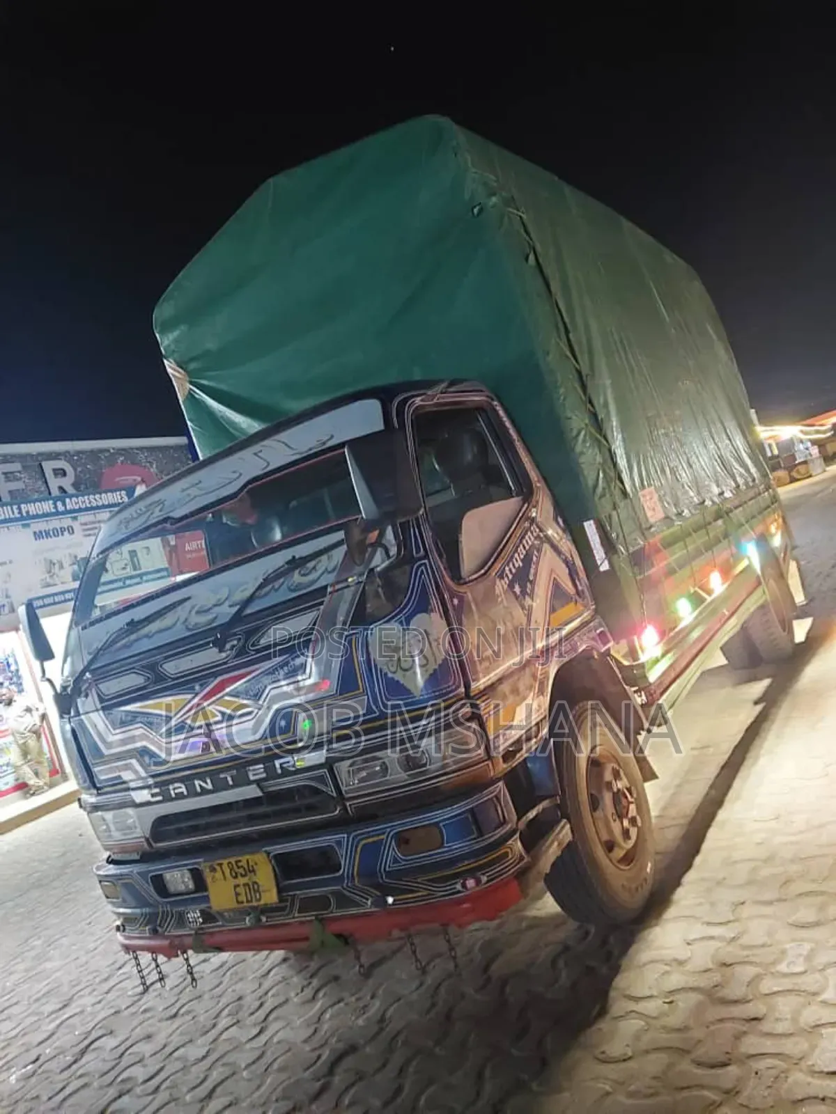 Mitsubishi Fuso Canter Engine 35 1998 Black