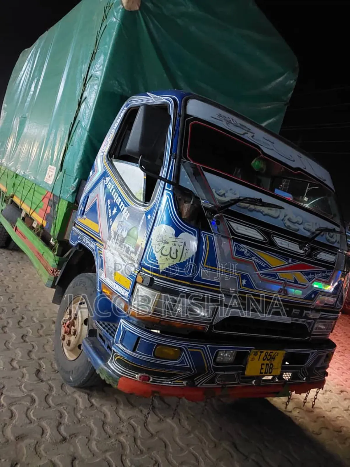 Mitsubishi Fuso Canter Engine 35 1998 Black