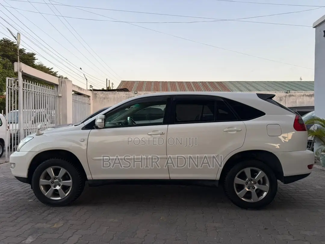 Toyota Harrier 2.4 2005 White