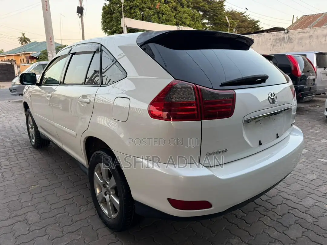 Toyota Harrier 2.4 2005 White