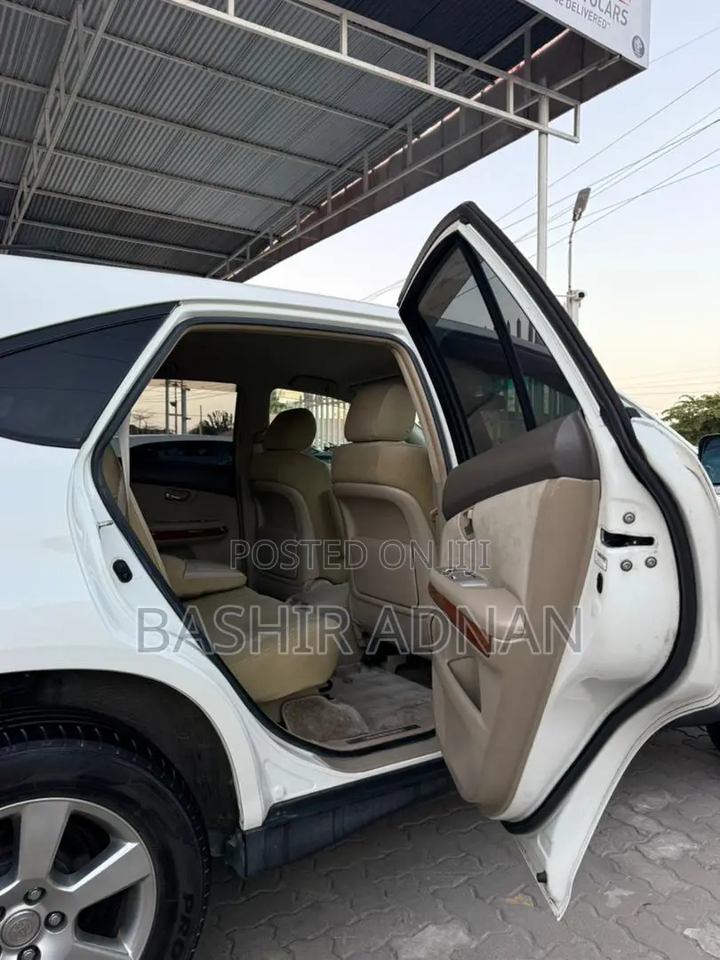 Toyota Harrier 2.4 2005 White