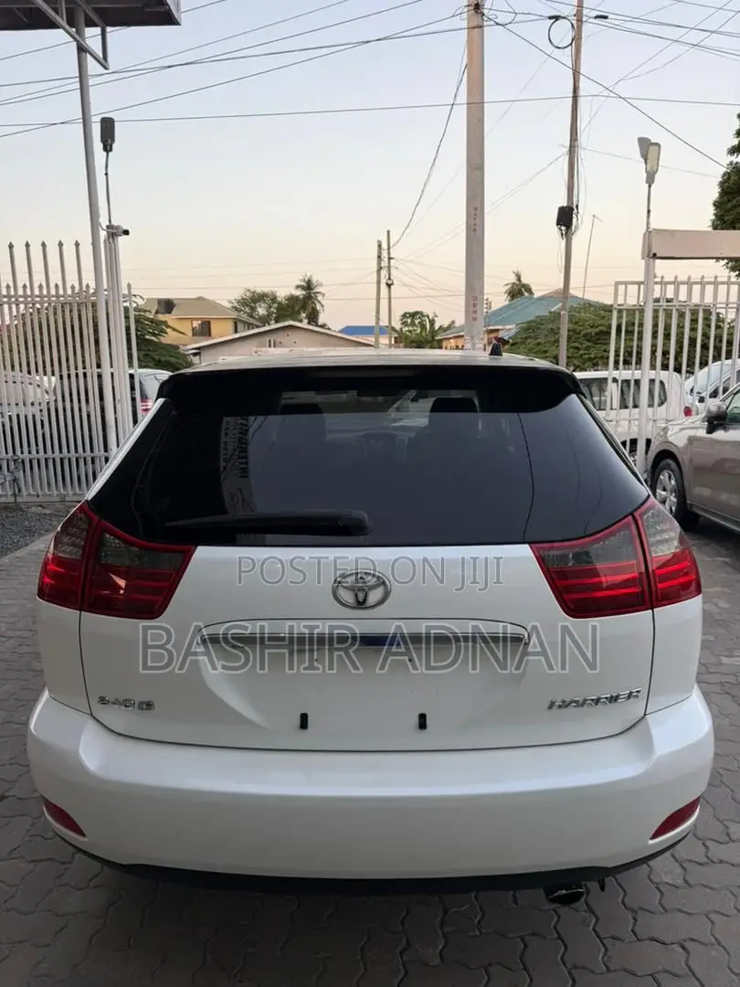 Toyota Harrier 2.4 2005 White