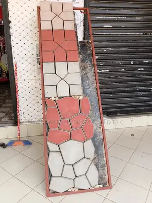 Paving Blocks Za Kisasa. Tunakuja Popote Kufyatua SQM 1 TSHS 25,000/=