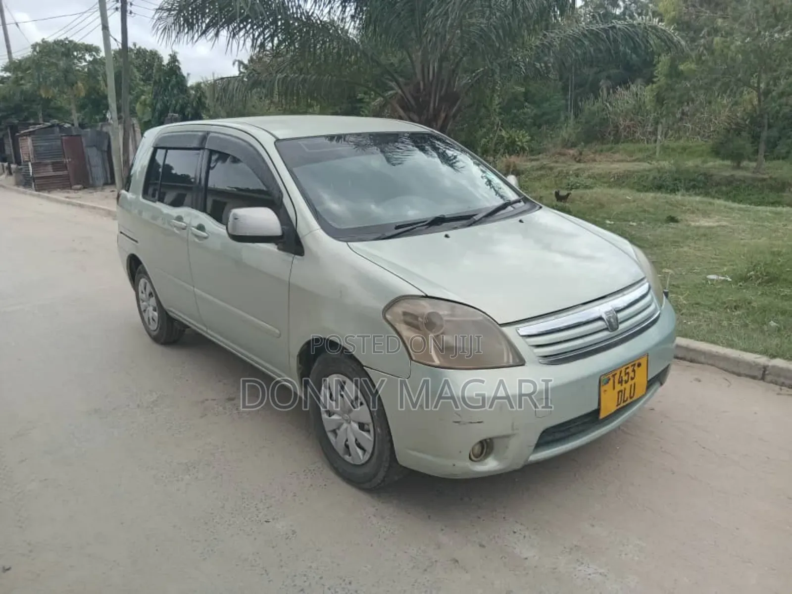 Toyota Raum 1.5 AWD 2005 Silver