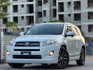 Toyota RAV4 2008 White