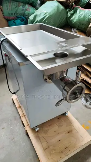 Commercial Stainless Steel Electric Meat Grinder 650kg/H