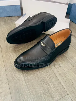 Men's Leather Loafer or Mocca Shoes Nicely Well Moulded
