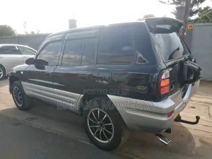 Toyota RAV4 1999 Black
