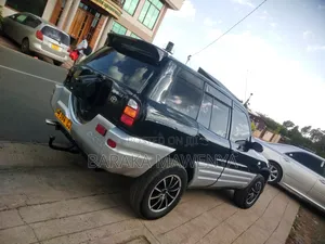 Toyota RAV4 1999 Black