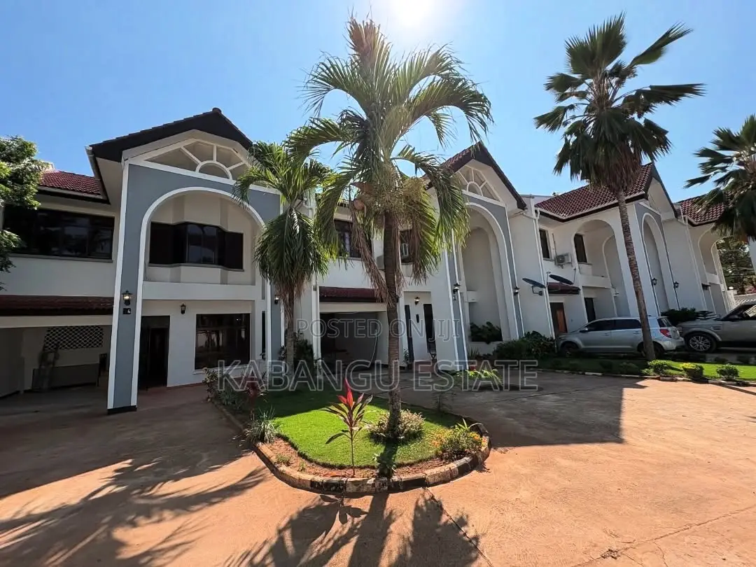 3bdrm Villa in Masaki for rent