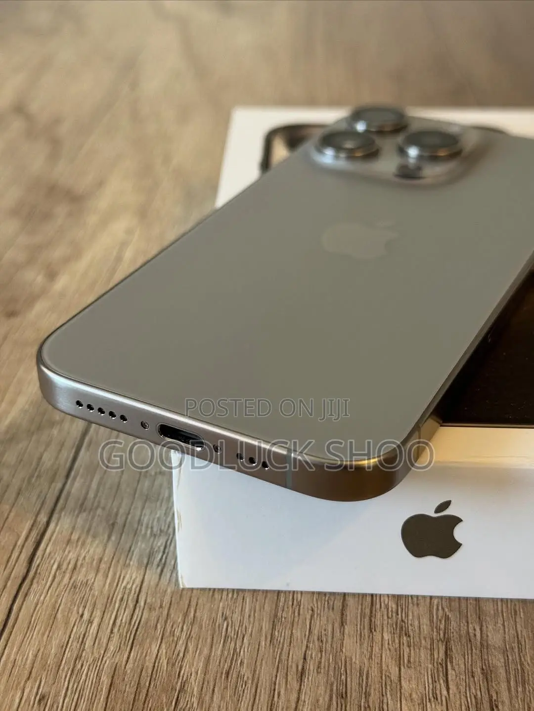 New Apple iPhone 15 Pro 256 GB