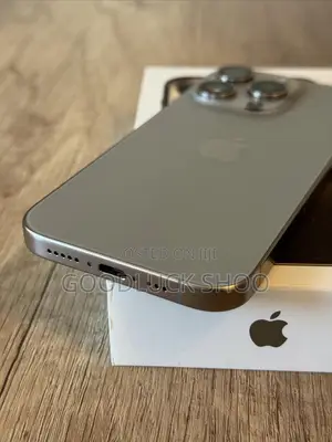 New Apple iPhone 15 Pro 256 GB