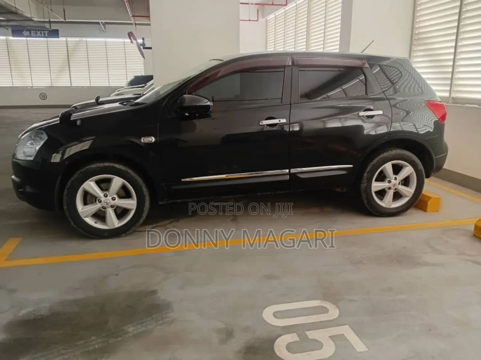 Nissan Dualis 2010 Black