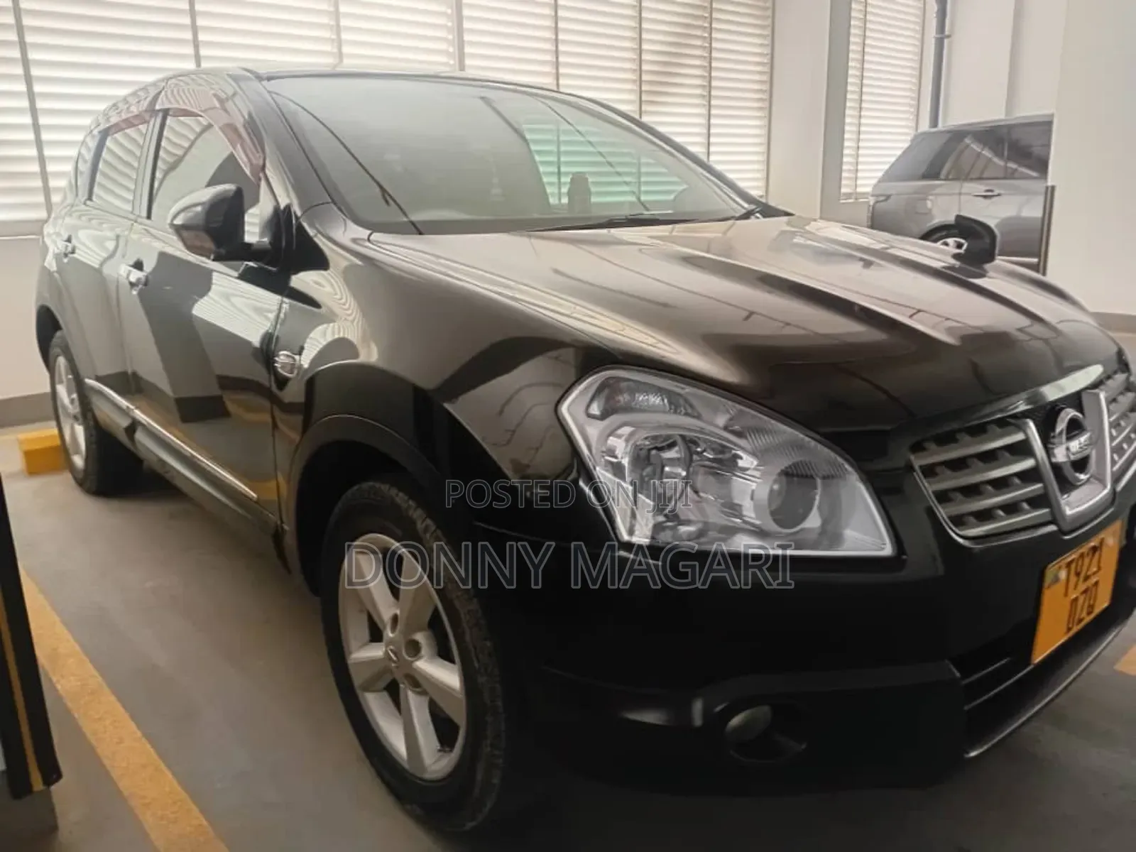 Nissan Dualis 2010 Black