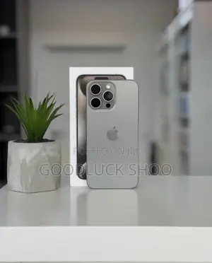New Apple iPhone 15 Pro Max 256 GB