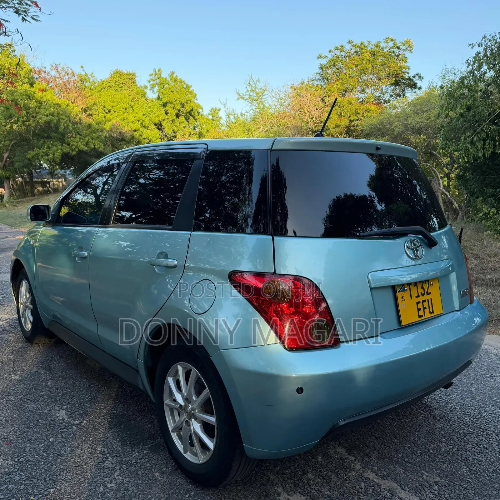 Toyota IST 2004 Blue