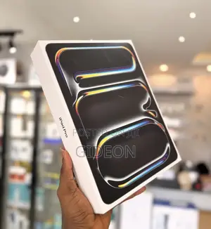 New Apple iPad Pro 13 (2025) 1 TB Black