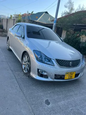 Toyota Crown 2009 Silver