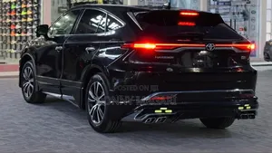 Toyota Harrier 2021 Black