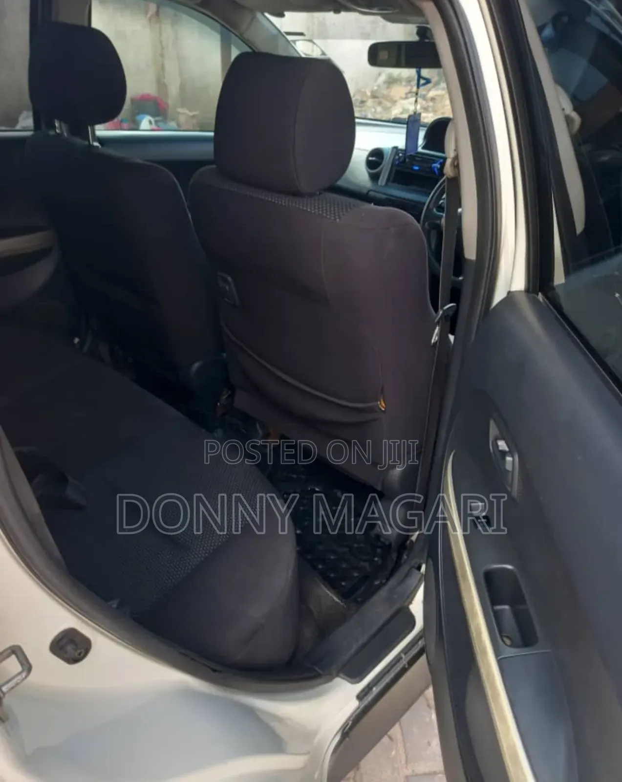 Toyota IST 2004 White