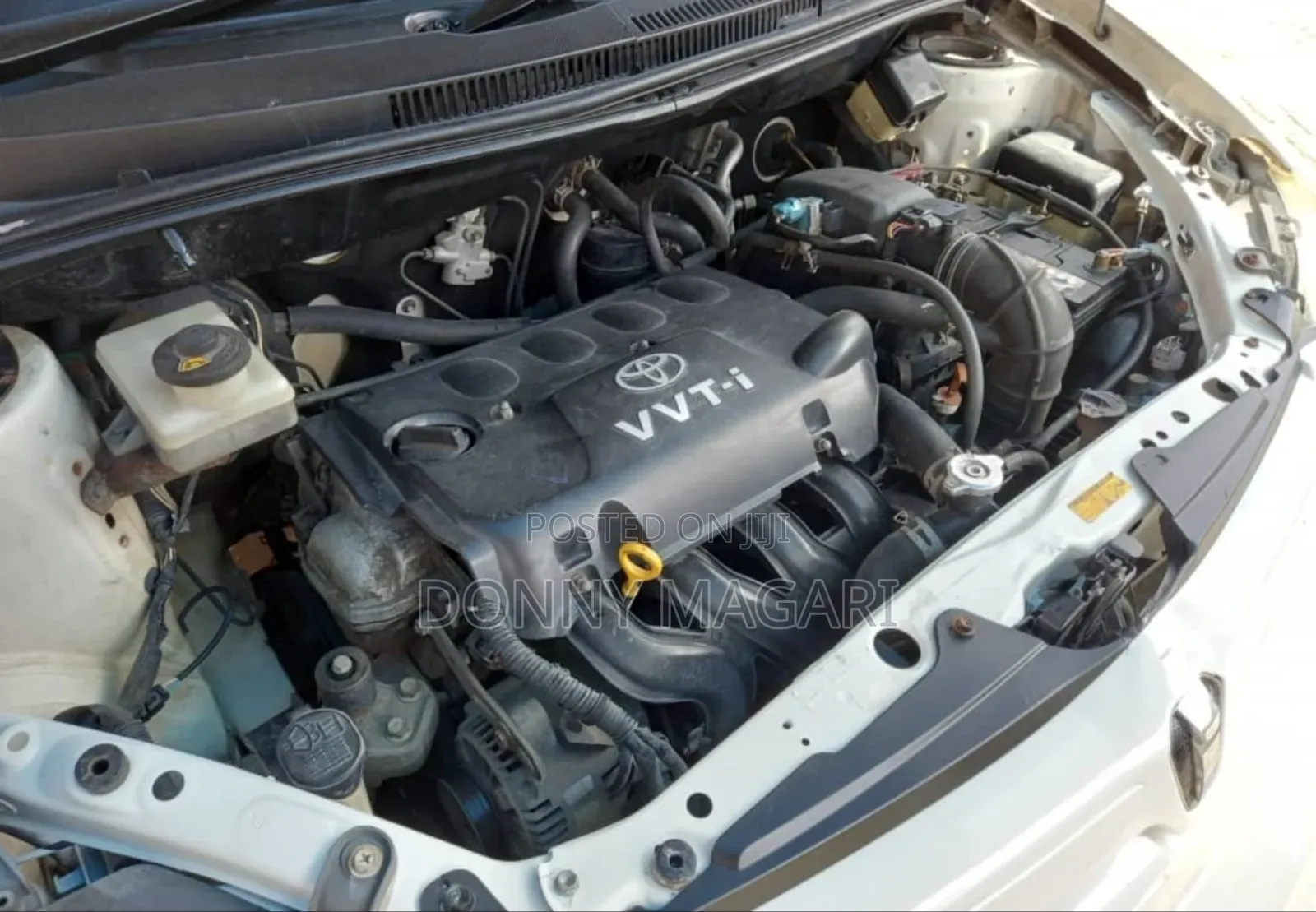 Toyota IST 2004 White