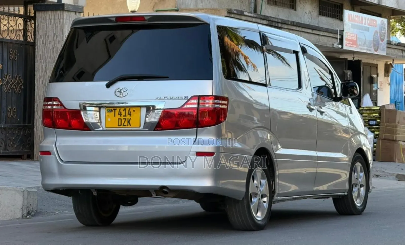 Toyota Alphard 2005 Silver