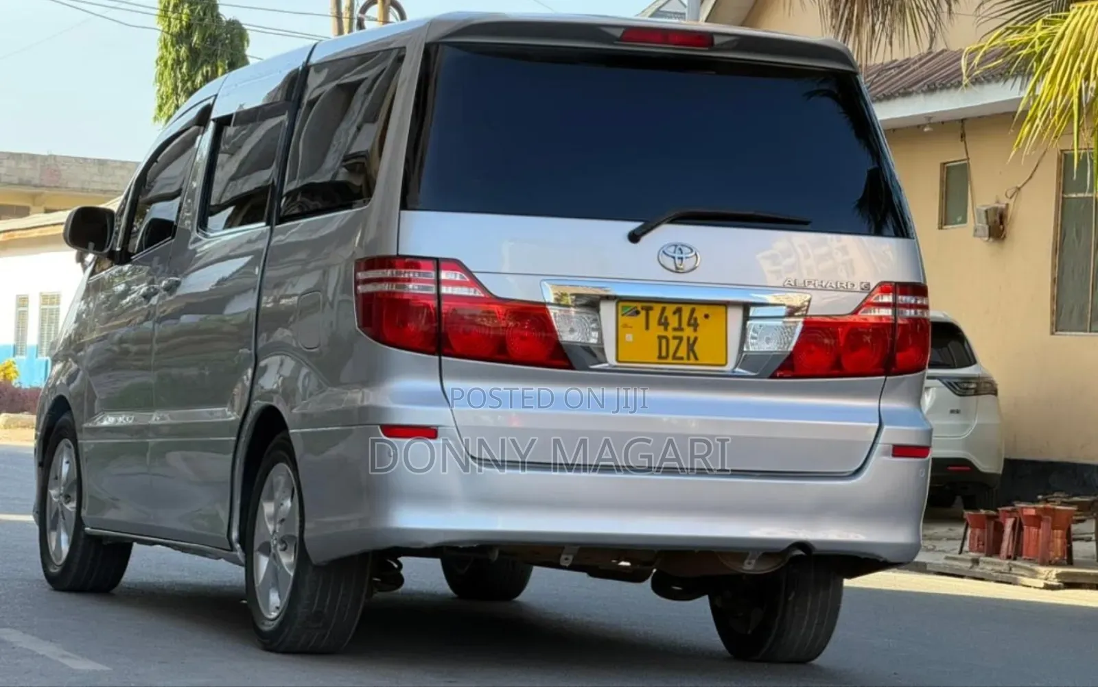Toyota Alphard 2005 Silver