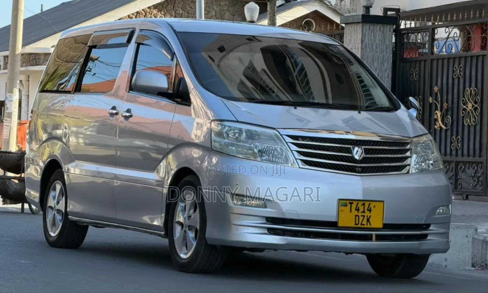 Toyota Alphard 2005 Silver