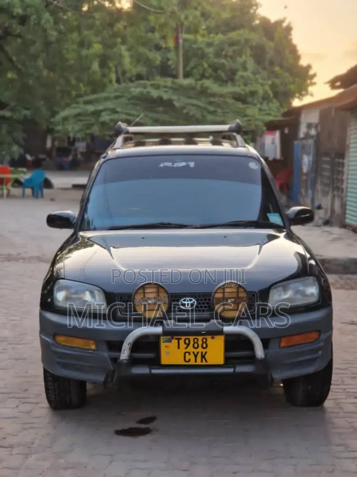 Toyota RAV4 1999 Black