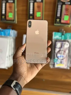 Apple iPhone XS Max 64 GB Gold