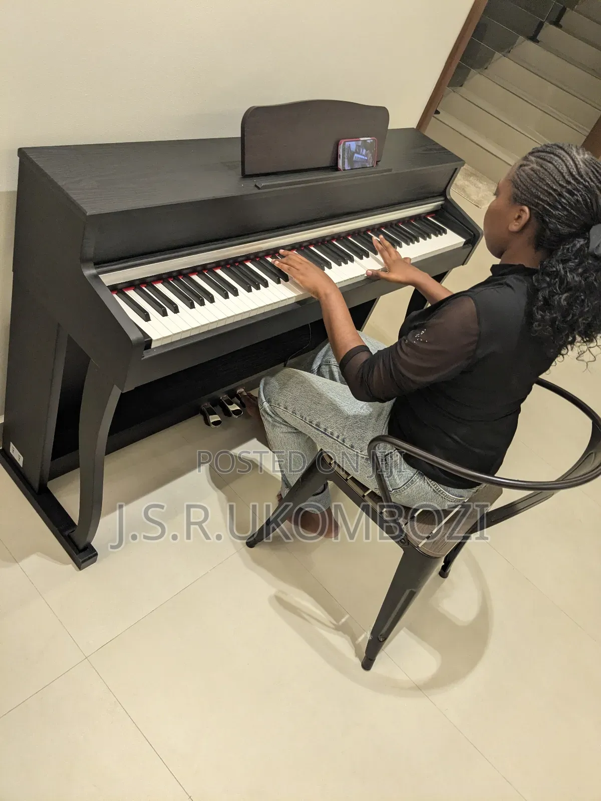 Digital Piano 88 Keys With Stand . . Model Nx 5500 . With 3 Pedals