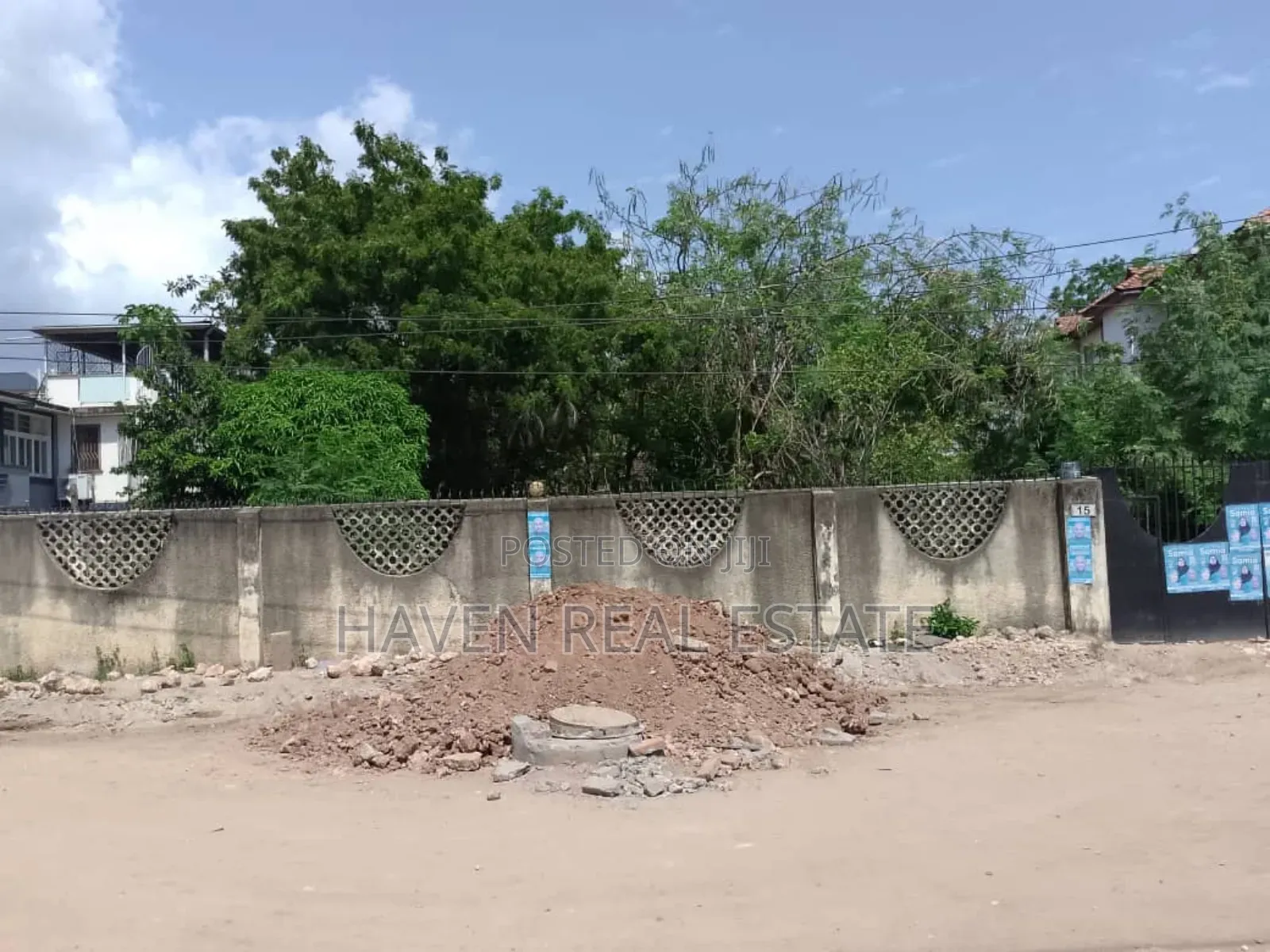 Plot for Sale at Upanga