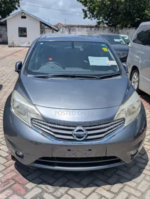 Nissan Note 2013 Burgundy