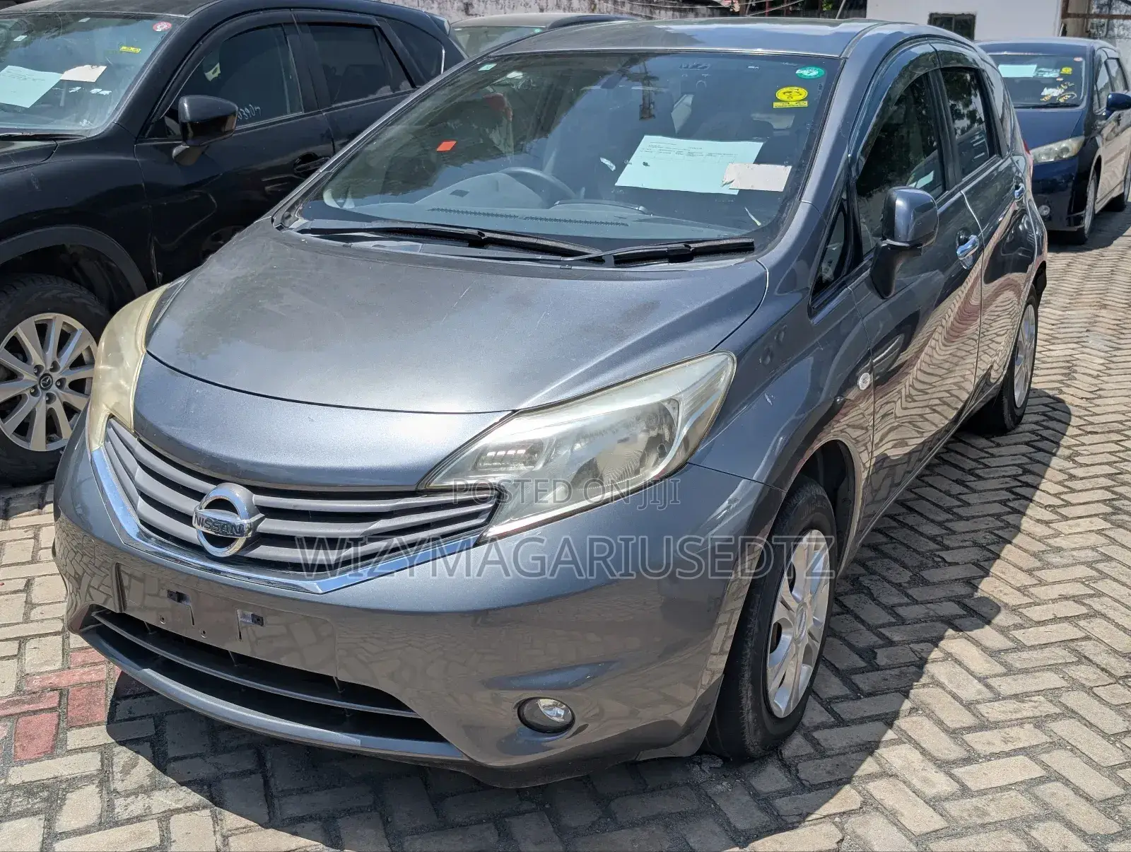 Nissan Note 2013 Burgundy
