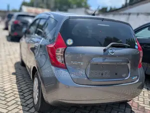 Nissan Note 2013 Burgundy