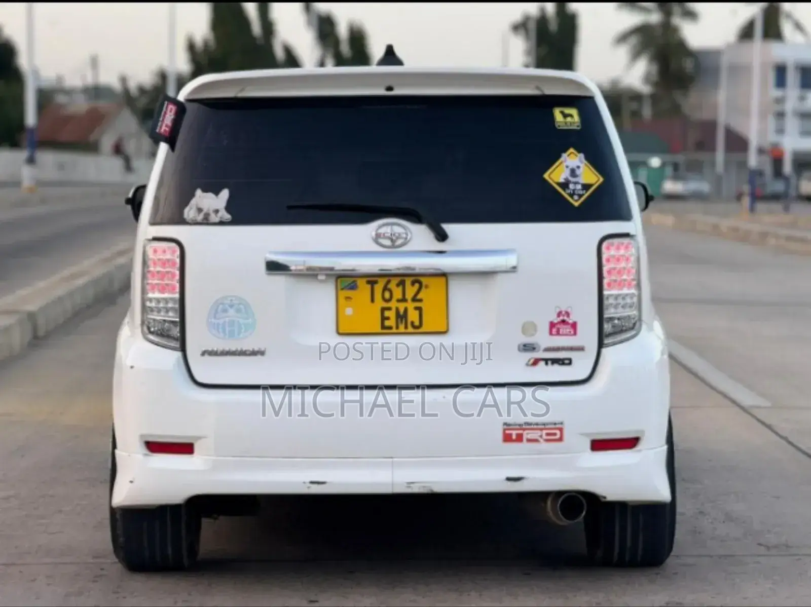 Toyota Corolla Rumion 2009 White