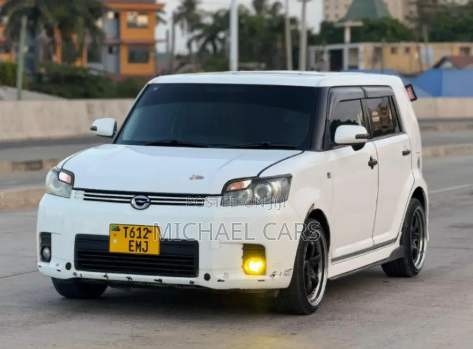 Toyota Corolla Rumion 2009 White