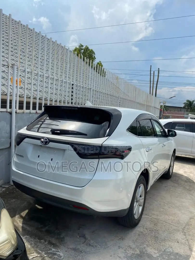 Toyota Harrier 2014 White